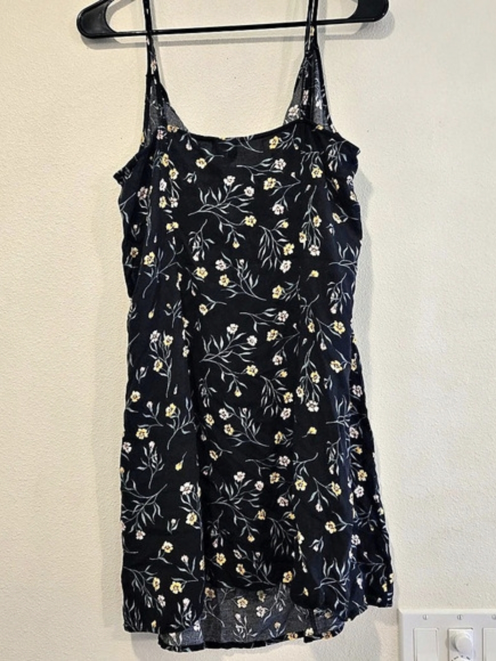 H&M Floral Mini Dress in Black Size Large
